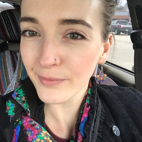 Meet your Posher, Jessica e - Picture 1 of 1